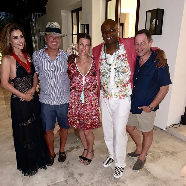Luis Miguel y Paloma Cuevas celebran juntos la época navideña 