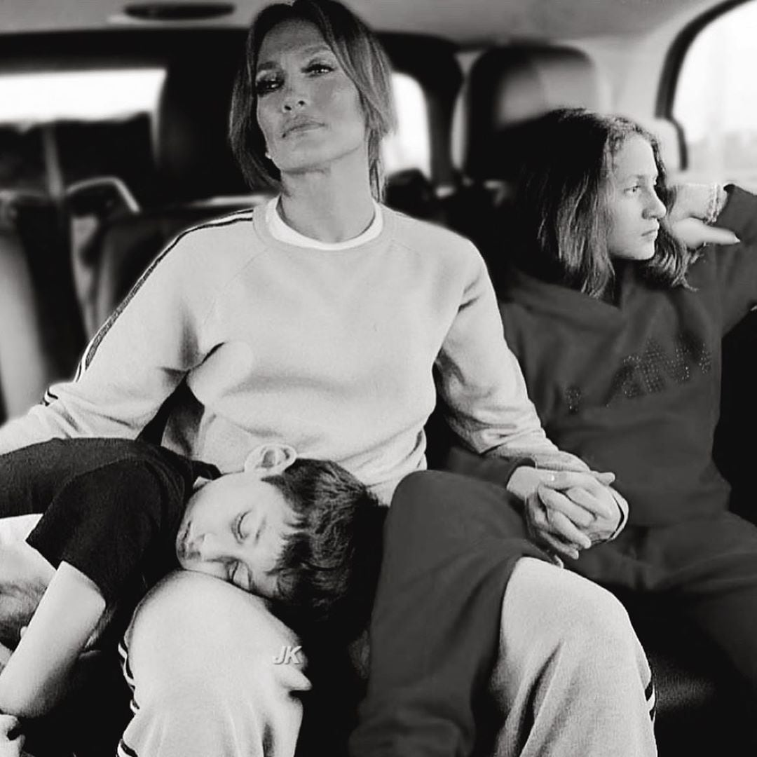 Jennifer Lopez y sus dos hijos / Foto: Instagram