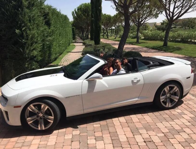 Así es la lujosa colección de autos de Cristiano Ronaldo