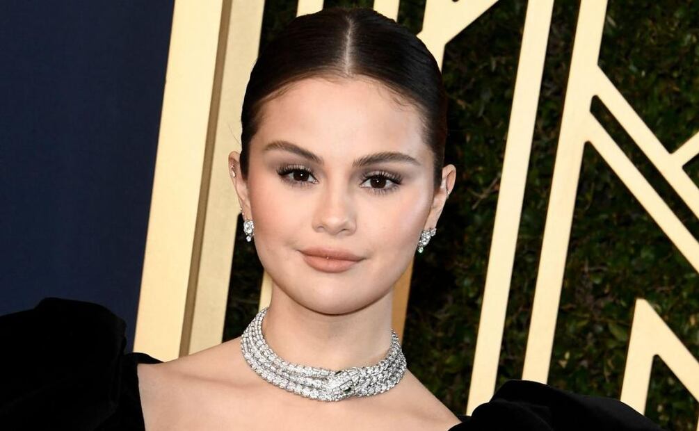 Selena Gomez, sin maquillaje, muestra su abdomen real en TikTok 