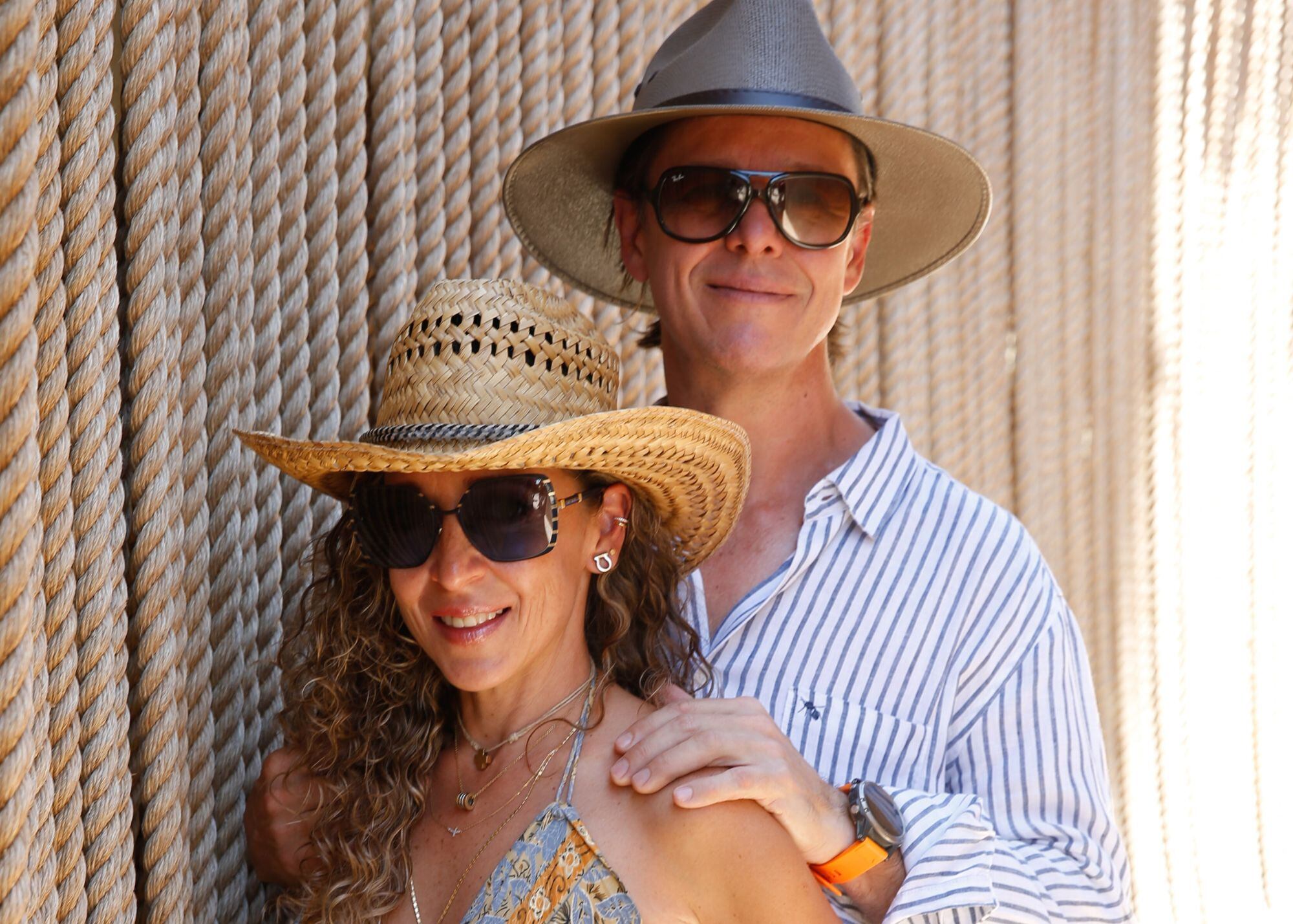 Raúl González y Carolina Valencia. (Foto: Héptor Arjona para VIP)