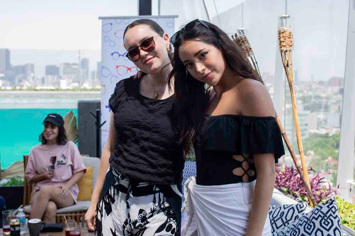 Mariana Barreto y Paola Valencia. (Foto: Esteban Torreblanca)