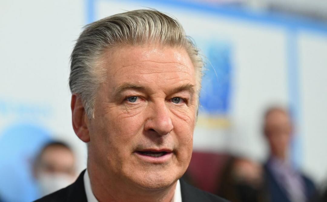 Alec Baldwin reaparece muy delgado en 'foto salvaje' de cumpleaños 