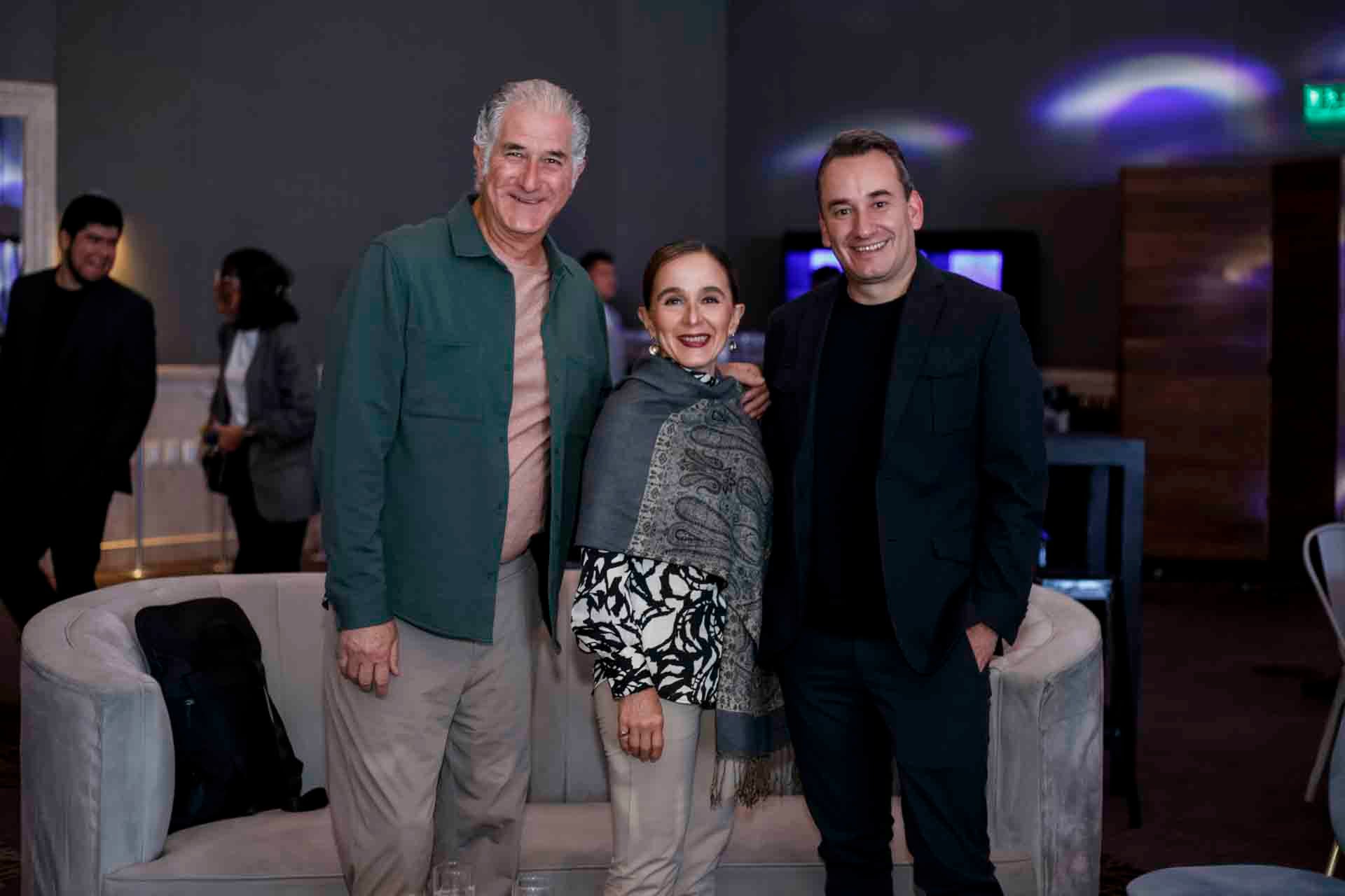 Luis Martínez, Elisa Anaya y Juan Sotres. (Foto: Esteban Torreblanca)