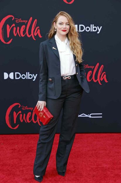 Emma Stone reaparece con look de Louis Vuitton en la alfombra roja de "Cruella"