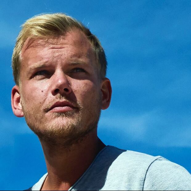 Publican video póstumo con clips que Avicii tomó con su teléfono celular