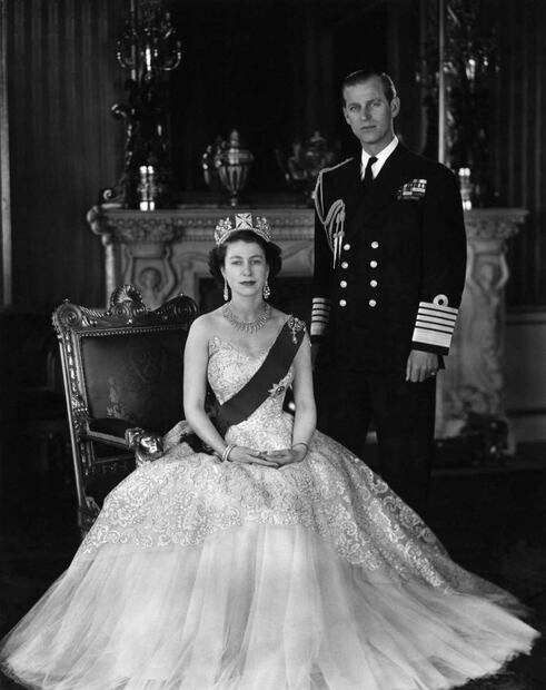 "Coronation chicken", la receta que se creó para la coronación de la reina Isabel II