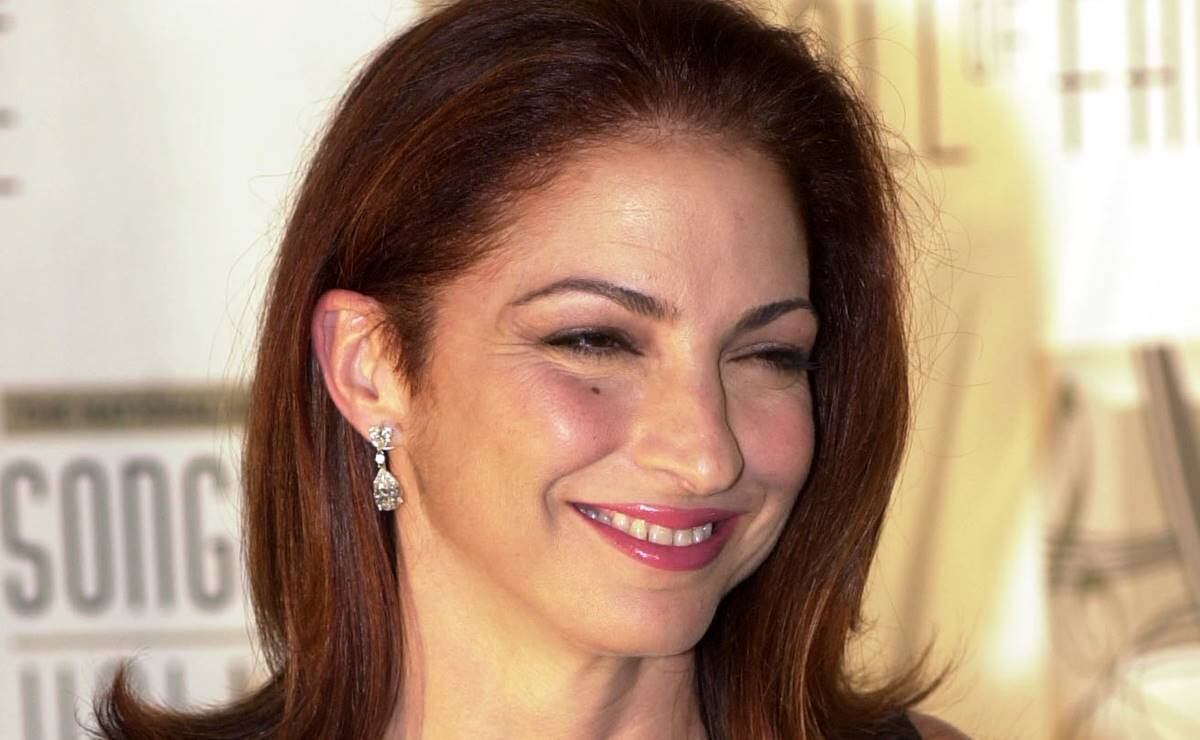 Gloria Estefan revela que dio positivo a Covid-19