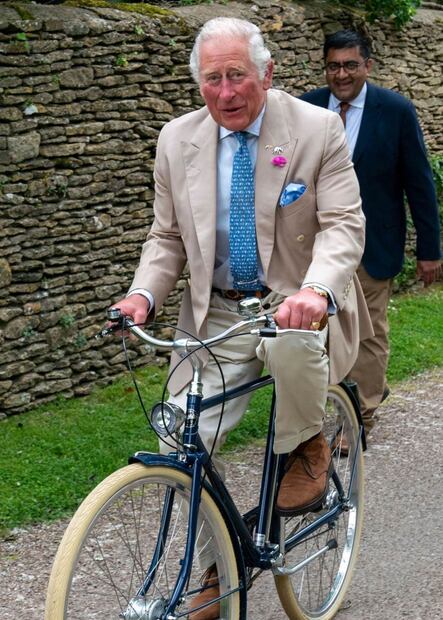 Carlos III evitaría que Archie Harrison, hijo de Harry y Meghan, sea príncipe