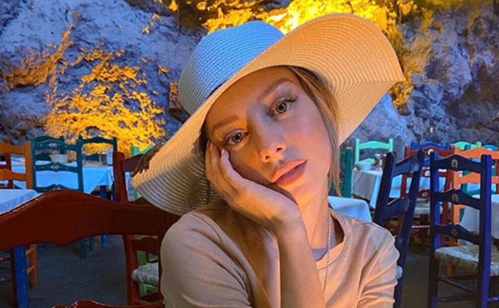 Ester Expósito y su posado de verano que arrasó con millones de likes