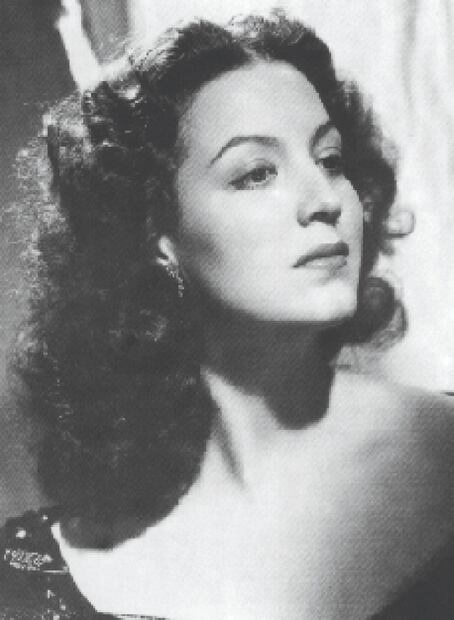 El inolvidable estilo de María Félix