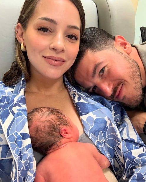 Mariana Rodríguez y Samuel García junto a Isabel / Foto: Instagram @marianardzcantu