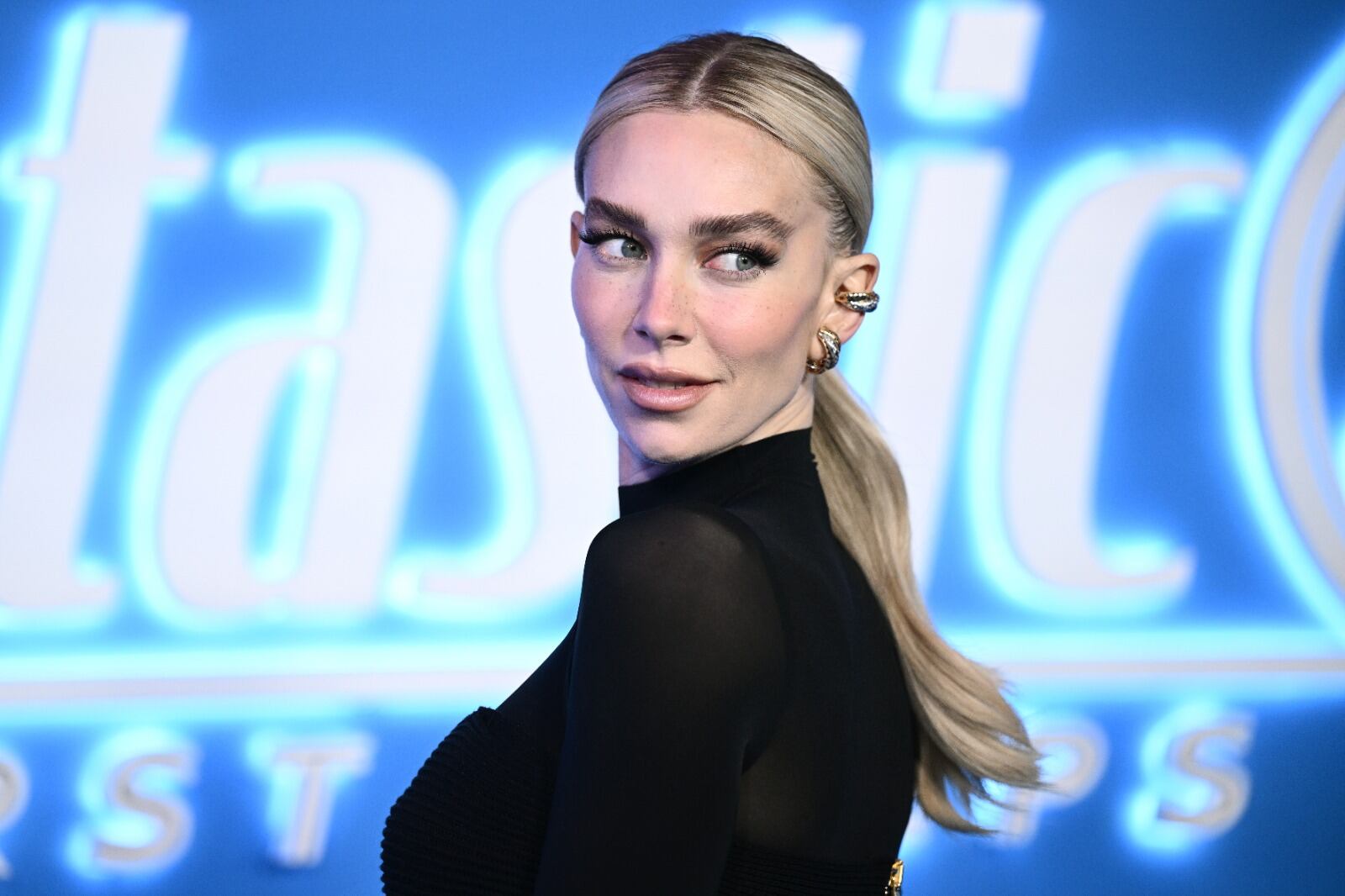 Los 5 mejores looks de Vanessa Kirby en la gira de 'Los 4 fantásticos: primeros pasos'