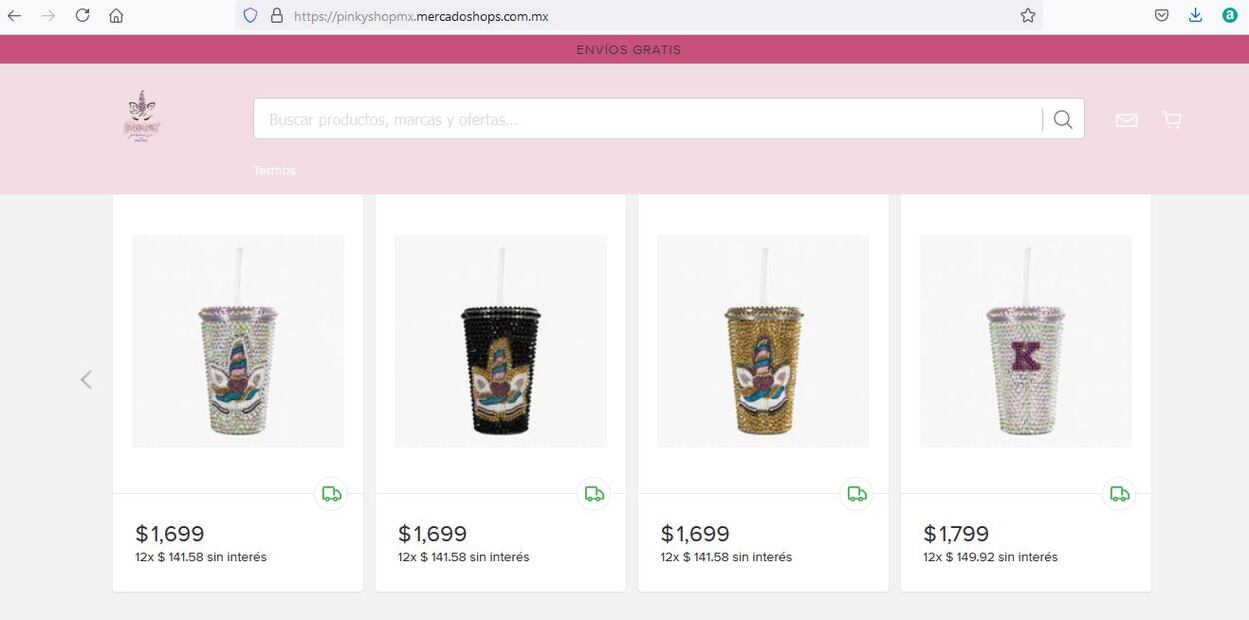 Critican a Karla Díaz por vender vasos en casi 2 mil pesos