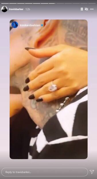 Kourtney Kardashian se compromete con Travis Barker con anillo de 1 millón de dólares