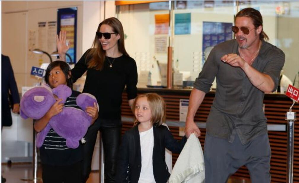 Fotos de Angelina Jolie y sus hijos en la playa conquistan a miles