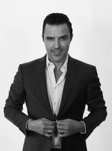 Billy Rovzar: "Me tocó convertirme en el papá cuidador y estar en casa"