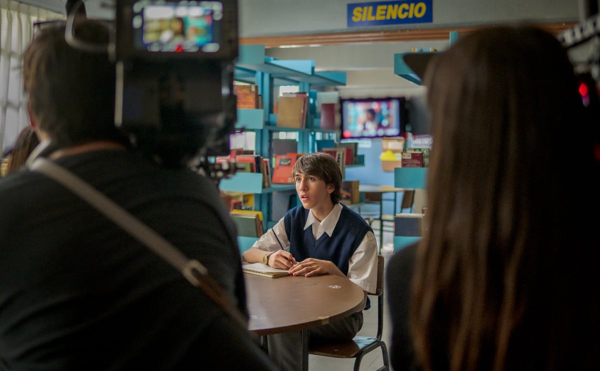 Axel Madrazo en la serie "Nadie nos va a extrañar" / Foto: Cortesía