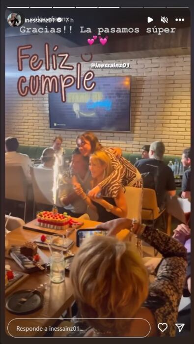 Inés Sainz celebrando su cumpleaños con su familia / Instagram