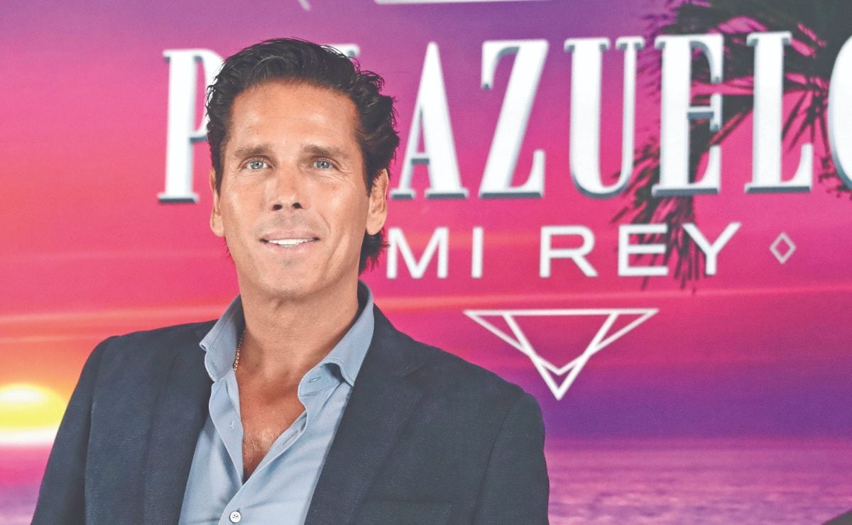 Roberto Palazuelos asegura que vio una flotilla de Ovnis en Tepoztlán, Morelos