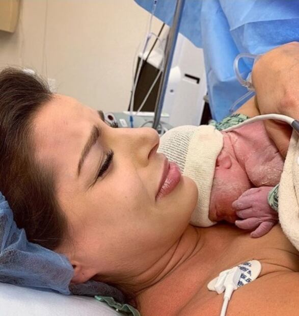 Foto: Bárbara Coppel comparte imágenes de Kilian, su hijo recién nacido