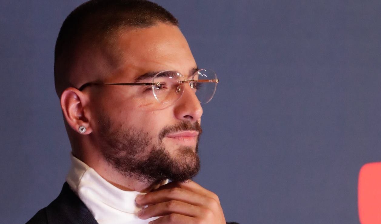 Maluma es denunciado por empresario inglés por no cantar en su boda