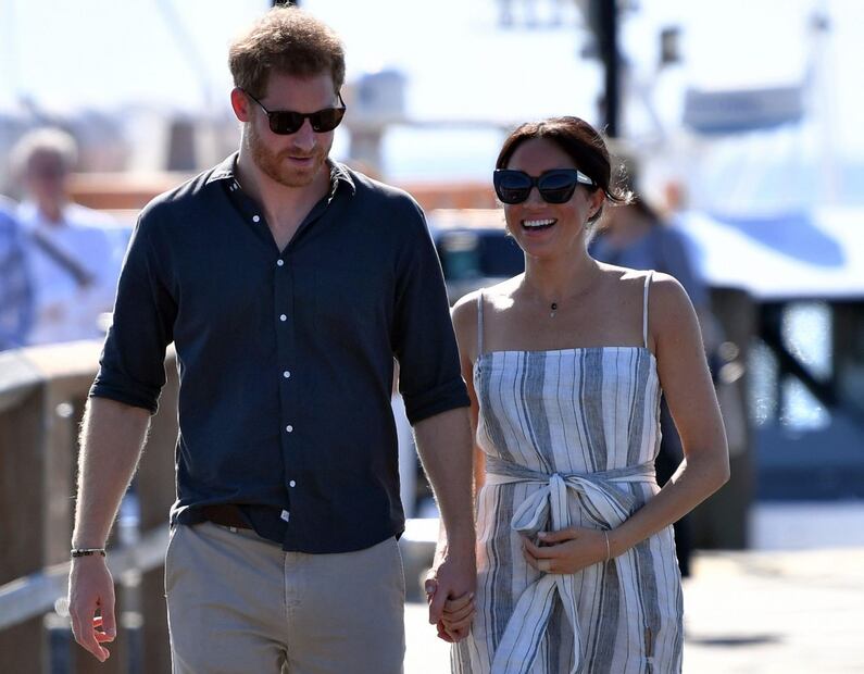 Reaparece Meghan Markle tras reposo recomendado por médico