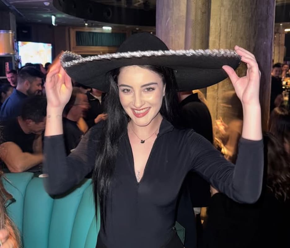 Paola Dalay en antro de España: Foto/ Instagram