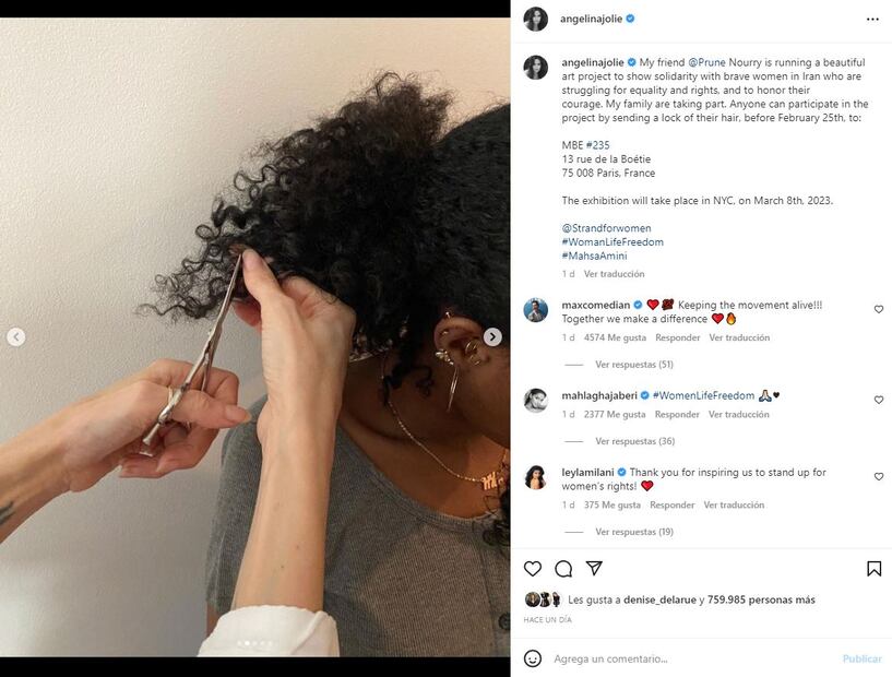 Angelina Jolie corta el pelo a sus hijas, Zahara y Shiloh, en apoyo a las mujeres de Irán