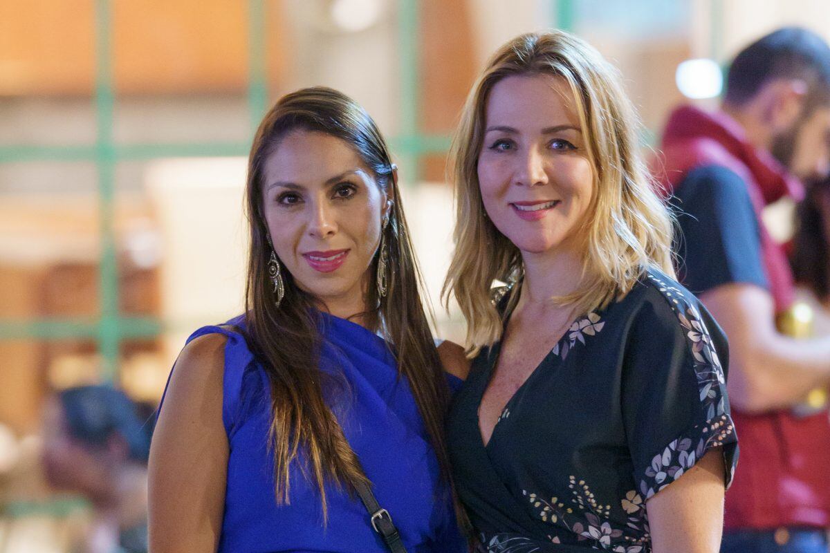 Liz Esquinca y Paola Ratzinger. Foto: Héptor Arjona