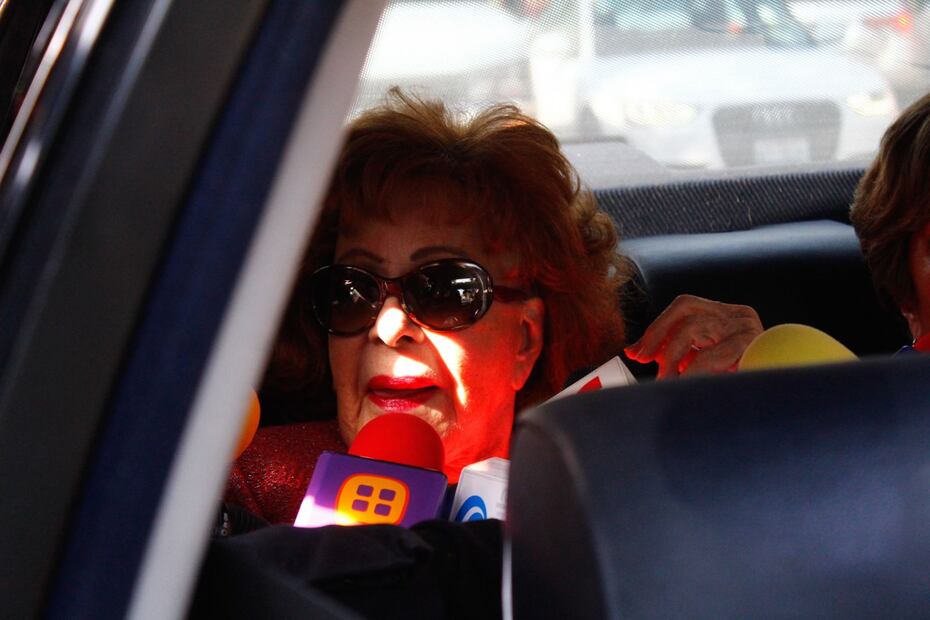 La familia de Silvia Pinal reacciona a su accidente 
