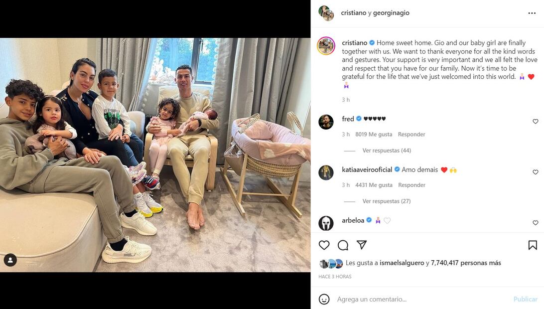 Cristiano Ronaldo presenta a su bebita sobreviviente del parto 