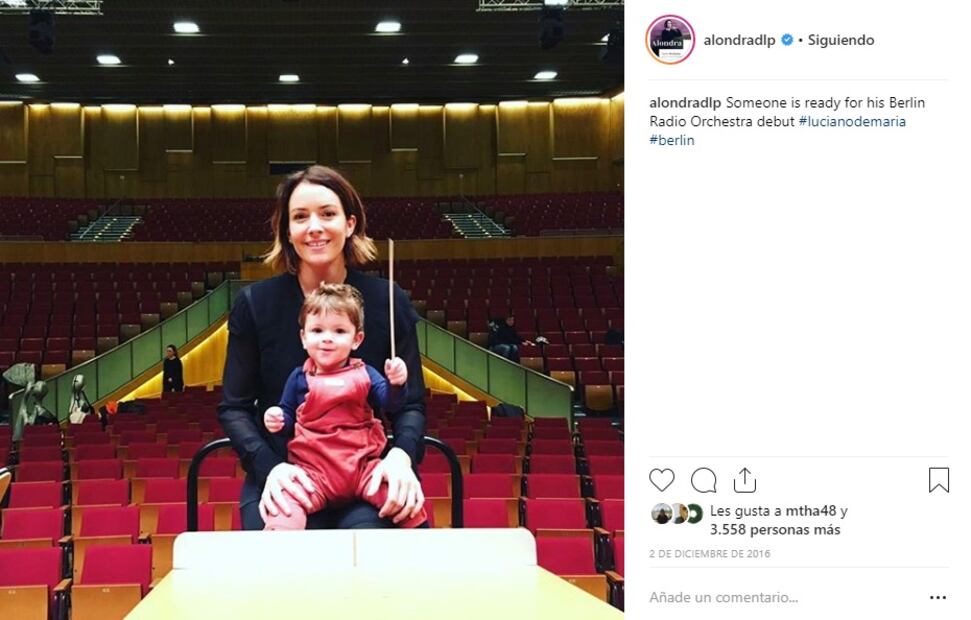 VIDEO: Alondra de la Parra y su hijo forman la orquesta de jazz más tierna y divertida