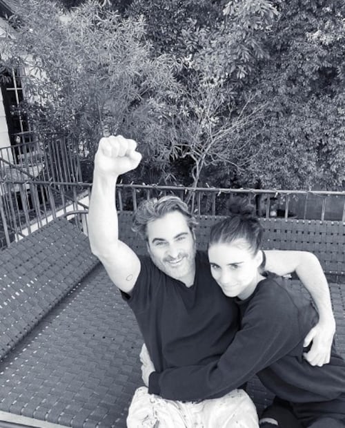 Rooney Mara y Joaquin Phoenix esperan su primer hijo