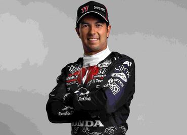 Así es el traje de mariachi que usará "Checo" Pérez en el Gran Premio de México