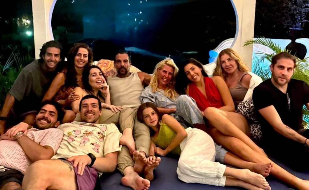 Frida Sofía junto a la familia Moctezuma / Foto: Instagram - @paolasaad29