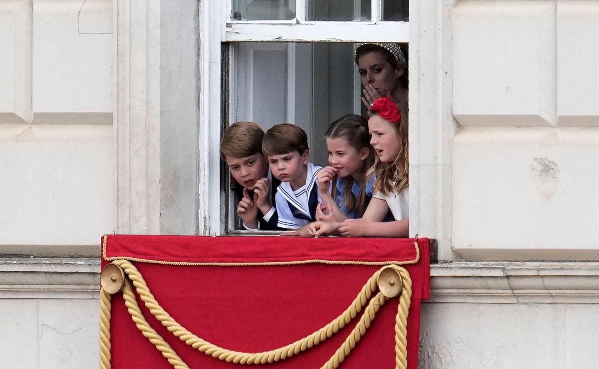 La reina Isabel II celebra jubileo de platino por sus 70 años en el trono