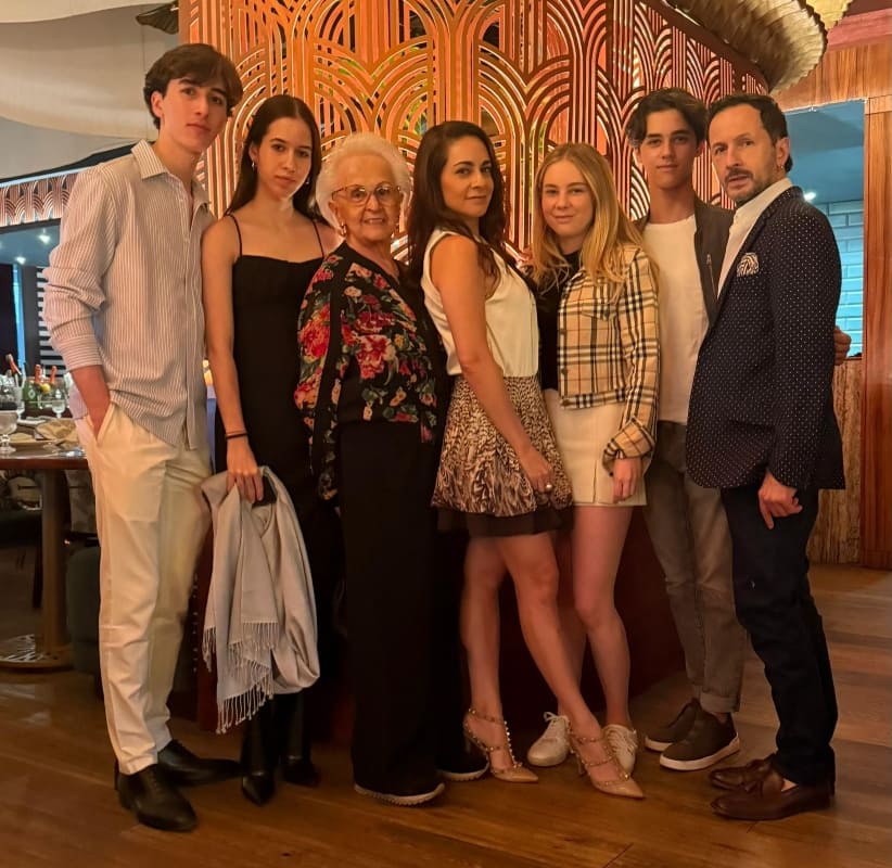 Axel, Anyk Madrazo, Gaby Hassey, Paulina Madrazo, Cassandra, Nicolás Flores y Óscar Madrazo / Foto: Especial