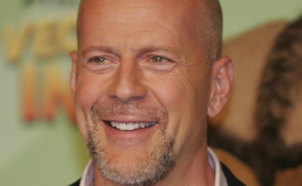 Bruce Willis, fotografiado por primera vez tras informe de diagnóstico de afasia 