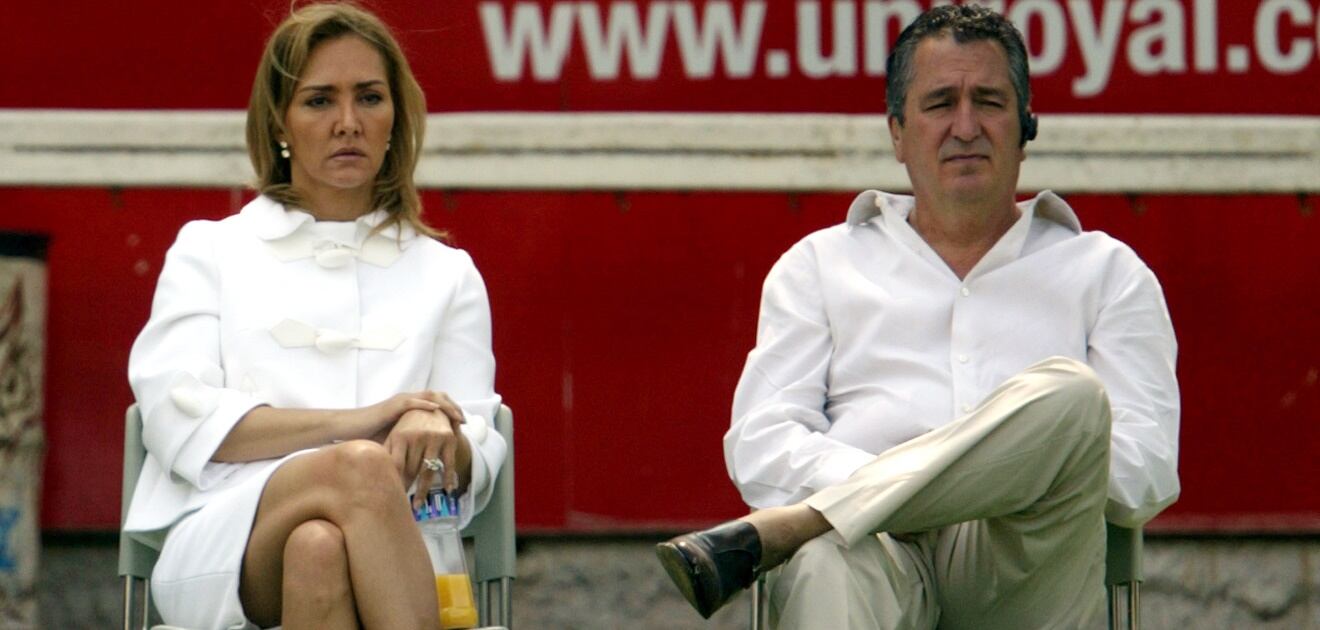 <p>El abogado de Jorge Vergara asegura que el juez falló en contra de Angélica Fuentes por sustraer dinero de las cuentas bancarias de su esposo. <strong>(Fotos: Archivo El Universal)</strong></p>
