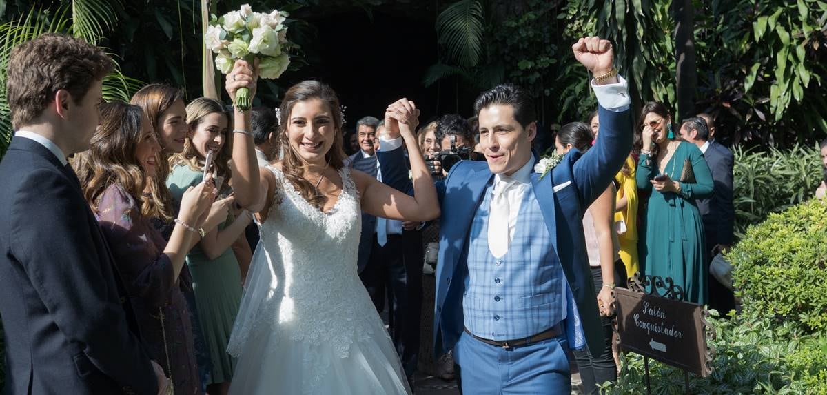 Dore Hernández Butrón y Alejandro Mayorga Rea unen sus vidas en una romántica hacienda