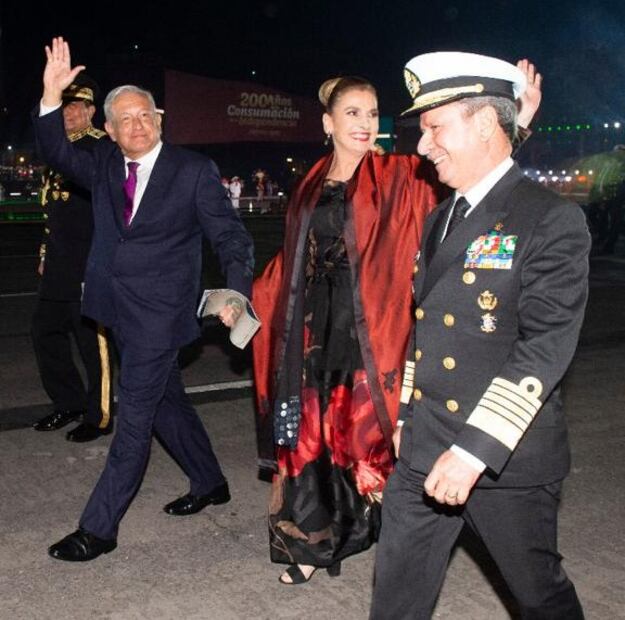 Todo sobre el look de Beatriz Gutiérrez Müller en el evento de la Consumación de la Independencia