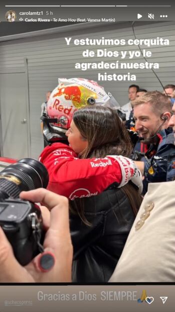 Sergio 'Checo' Pérez y su esposa Carola Martínez / Instagram