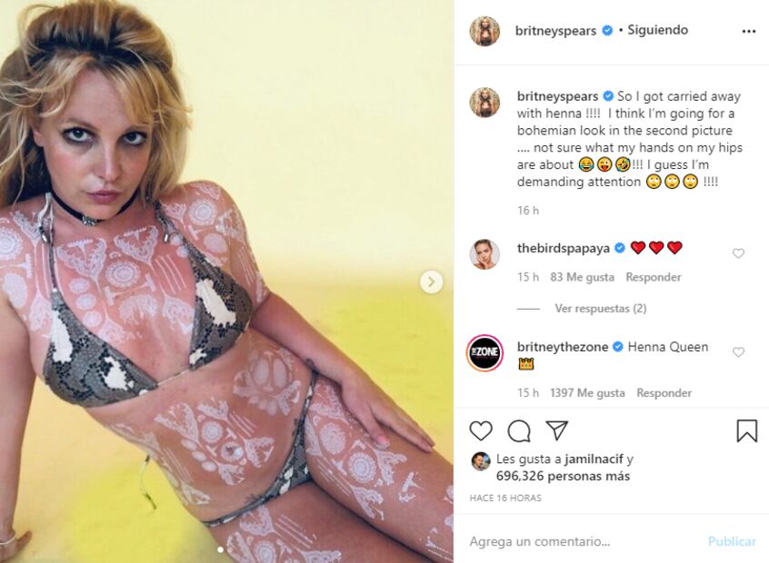 Britney Spears presume 'tatuaje' de cuerpo completo con sexy bikini 