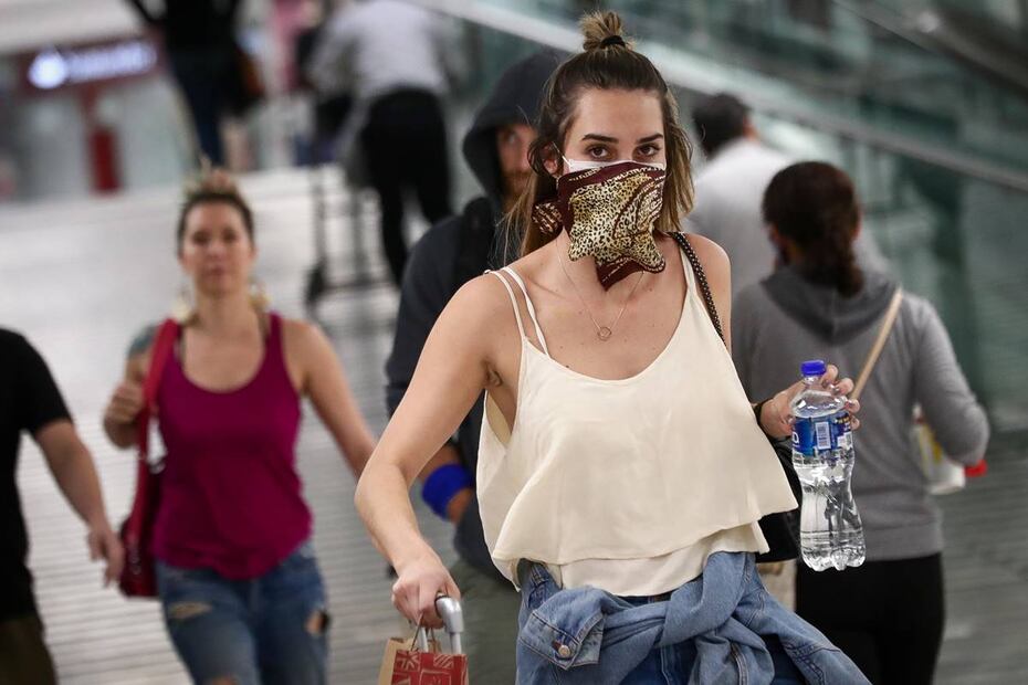 Médicos de EU no descartan que el coronavirus se contagie por aire