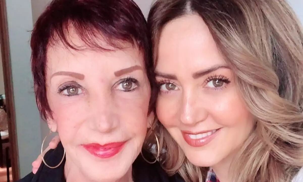 Andrea Legarreta conmemoró el primer aniversario luctuoso de su mamá / Foto: Instagram
