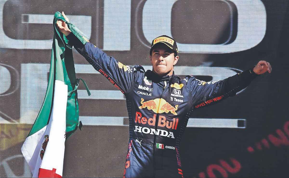 "Checo" Pérez gana el Gran Premio de Mónaco