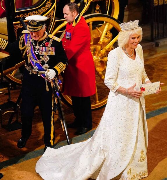 El rey Carlos III y la reina Camila en el Parlamento británico / AFP