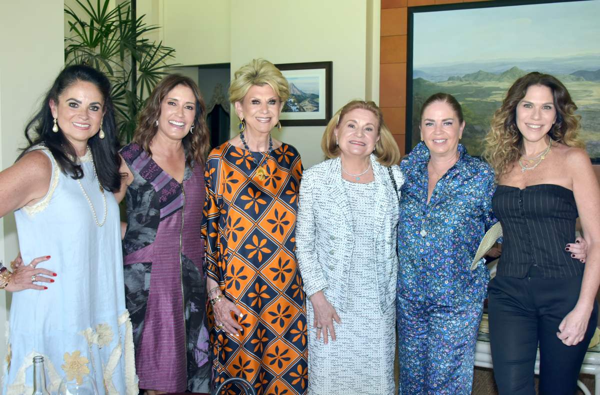 Perla Díaz de Ealy, Lupita Olvera, Sheny Patjane, Arely Gómez, Claudia Ramírez y Ana Álvarez Morphy. (Foto: Especial)