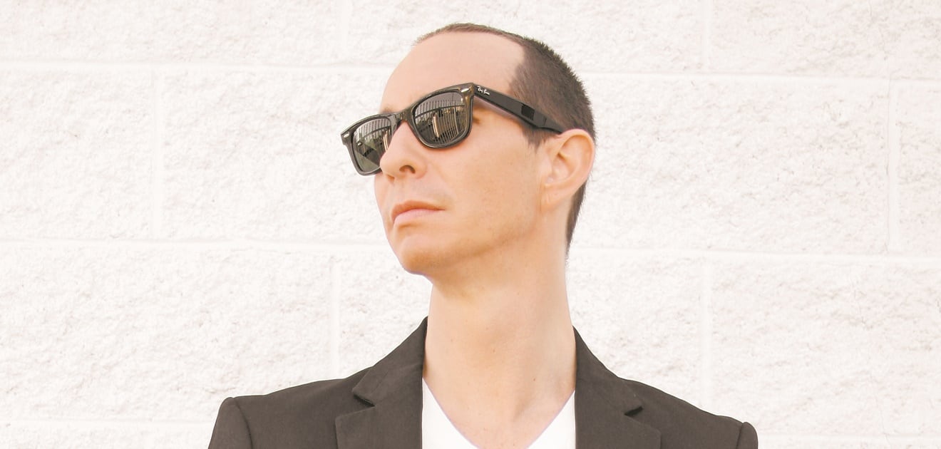 <p>Al parecer, el cantante nació con agenesia renal, un desorden genético caracterizado por una falta de los riñones en desarrollarse en un feto. <strong>(Fotos: Archivo El Universal)</strong></p>
